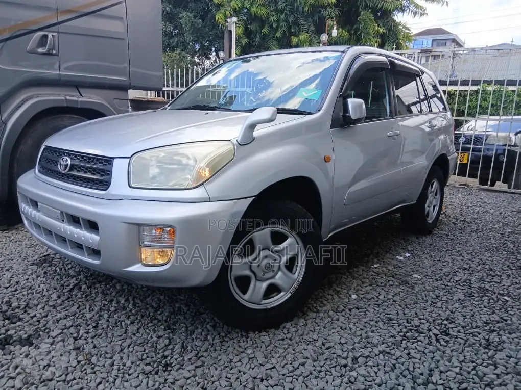 Toyota RAV4 1.8 2005 Silver