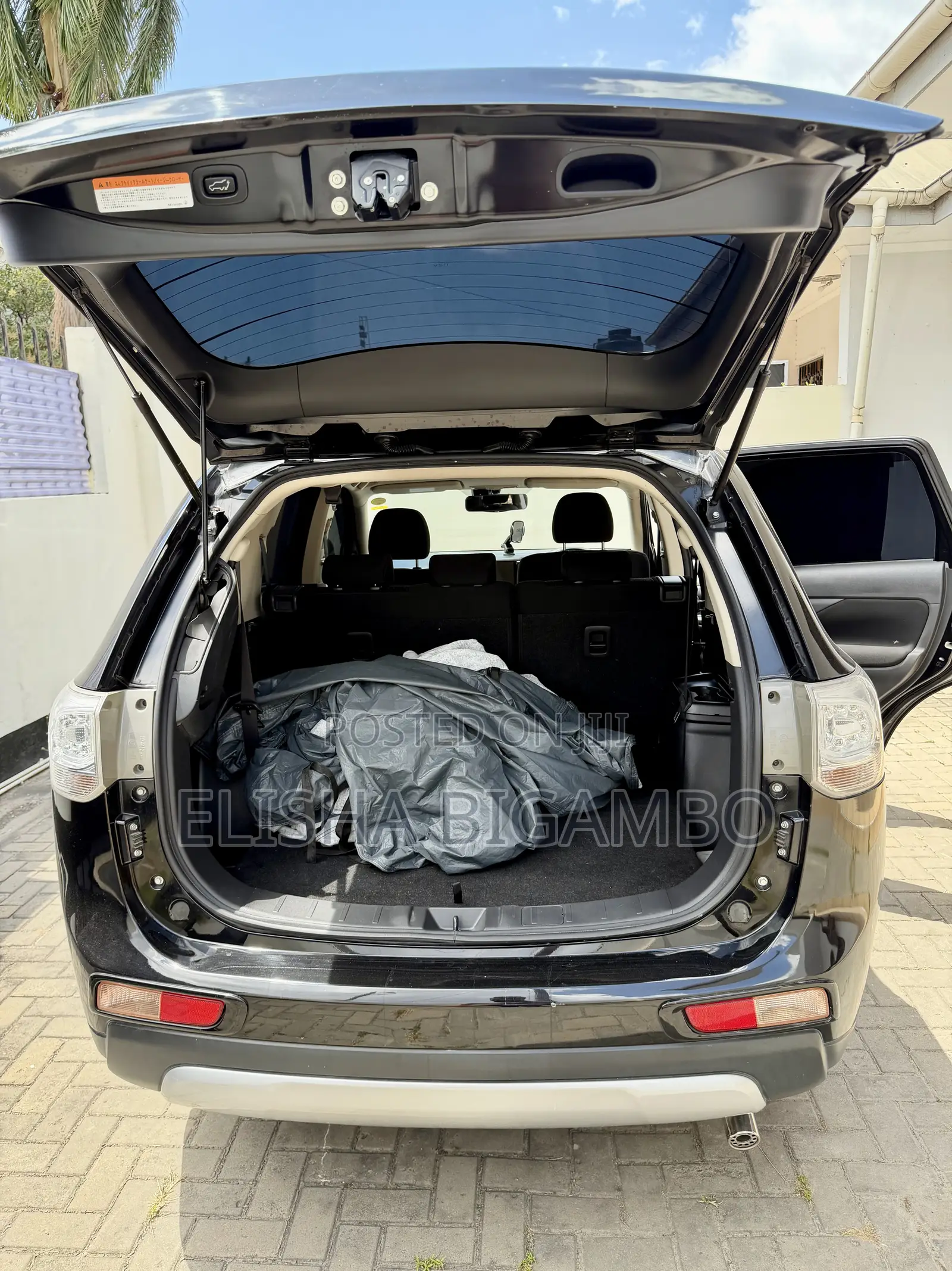 Mitsubishi Outlander 2014 Black