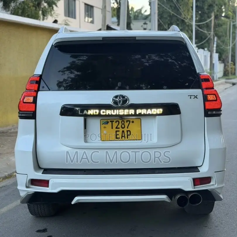 Toyota Land Cruiser Prado 2.7 2019 White