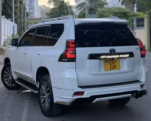 Toyota Land Cruiser Prado 2.7 2019 White