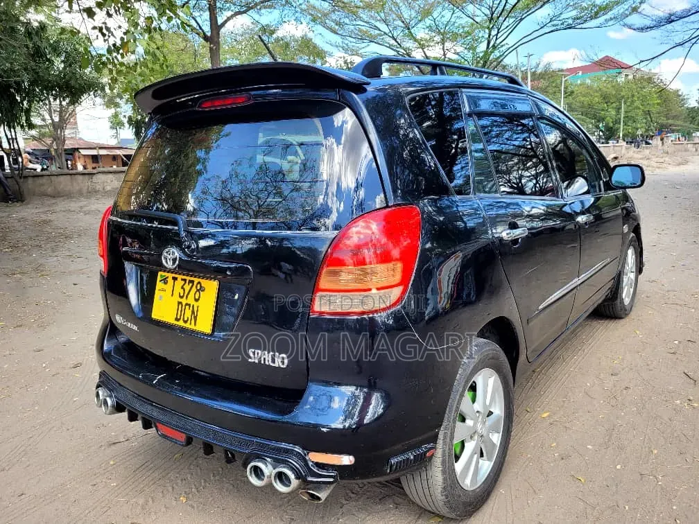 Toyota Corolla Spacio 2003 Black