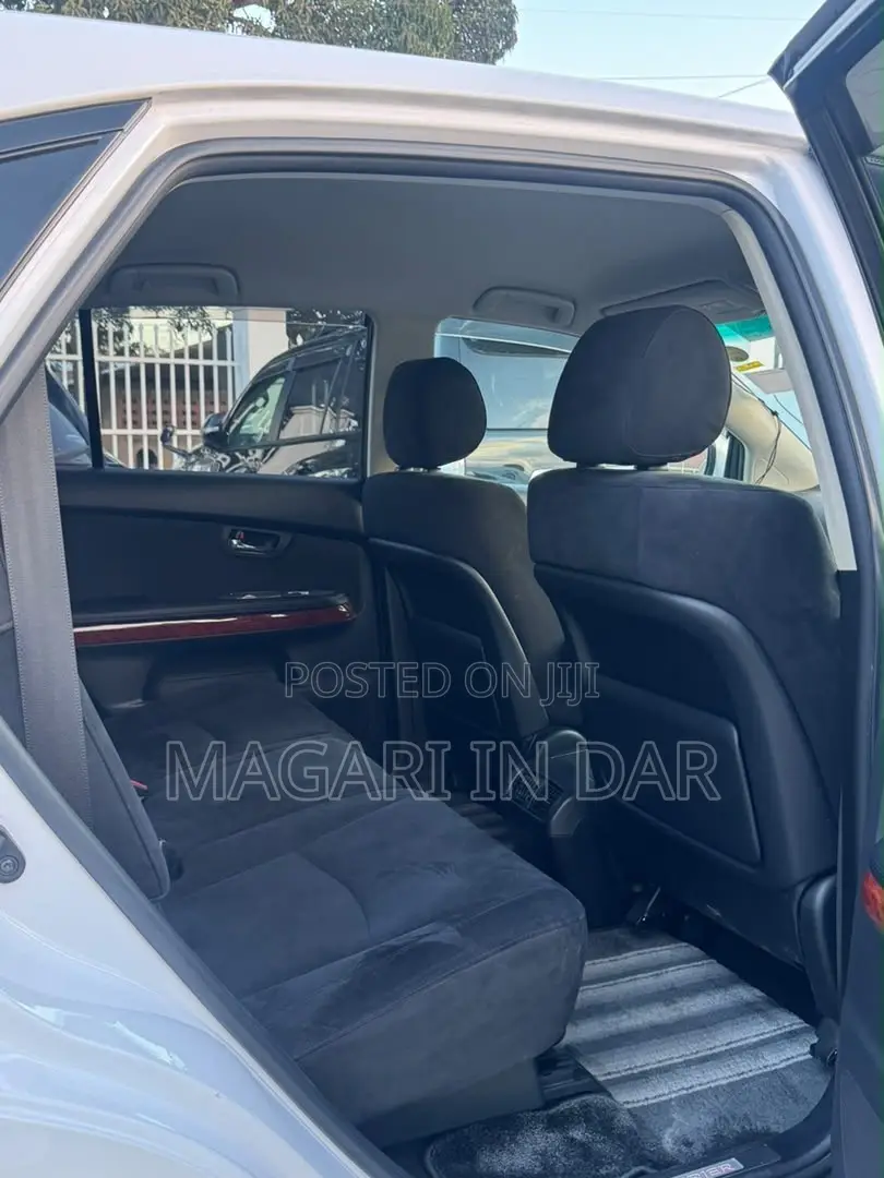 Toyota Harrier 2006 White