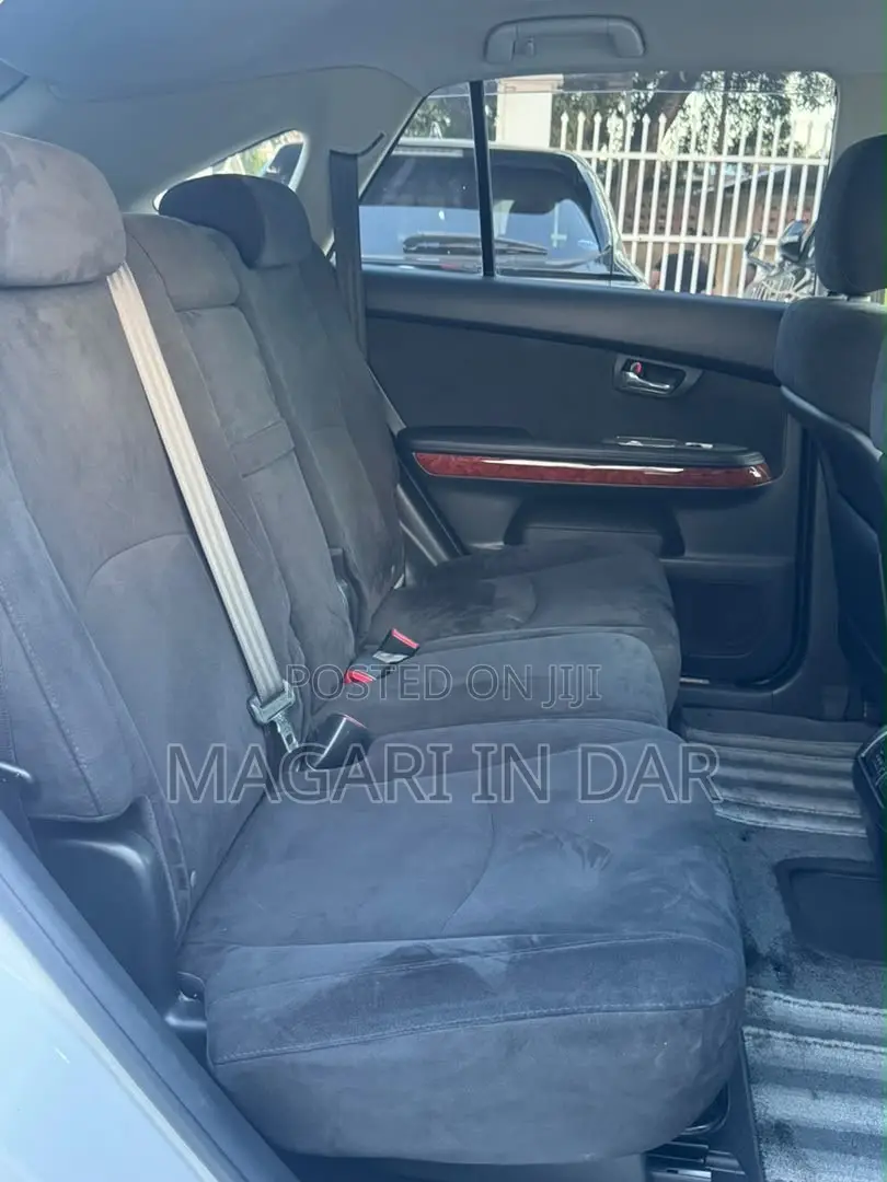 Toyota Harrier 2006 White