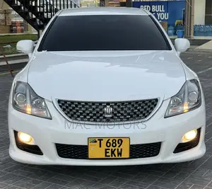 Toyota Crown 2008 White