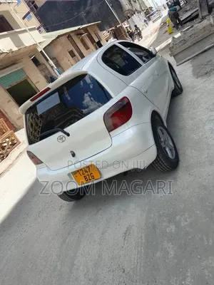 Toyota Vitz 2003