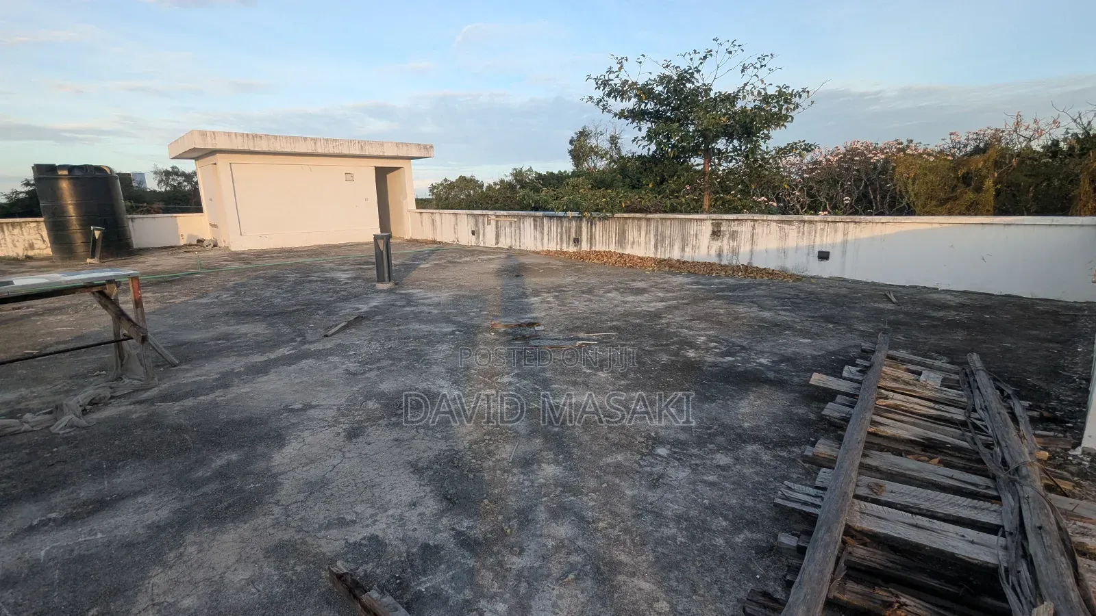 8bdrm House in The Villa, Oyster Bay for rent