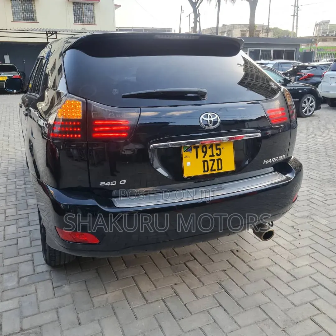 Toyota Harrier 2006 Black