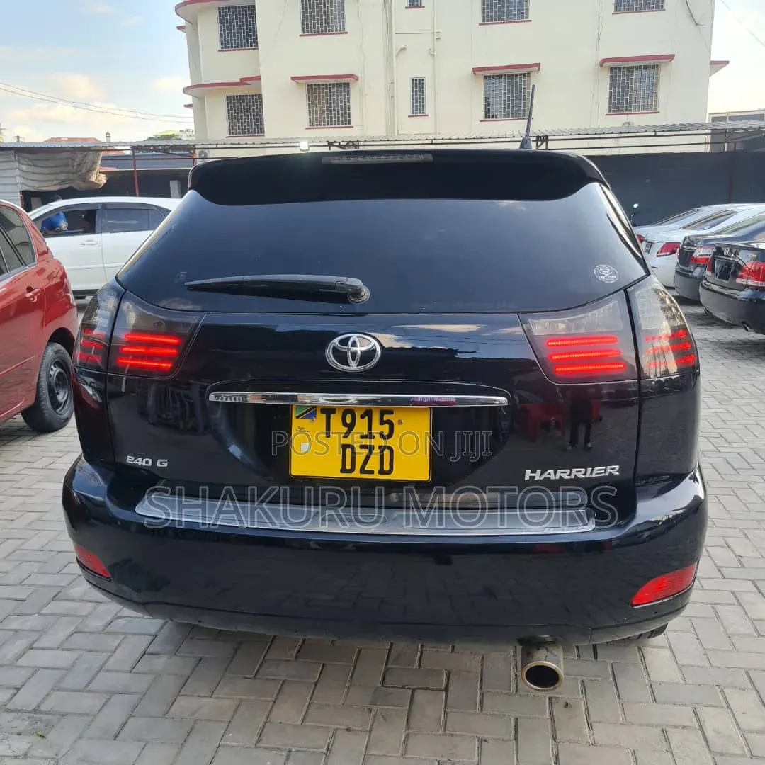 Toyota Harrier 2006 Black