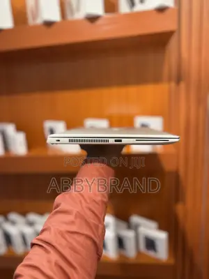 Laptop HP EliteBook 840 G5 8GB Intel Core i5 SSD 256GB