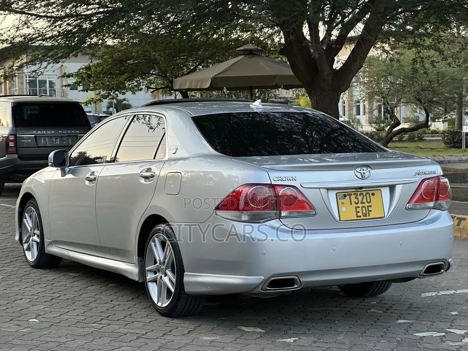 Toyota Crown 2011 Silver