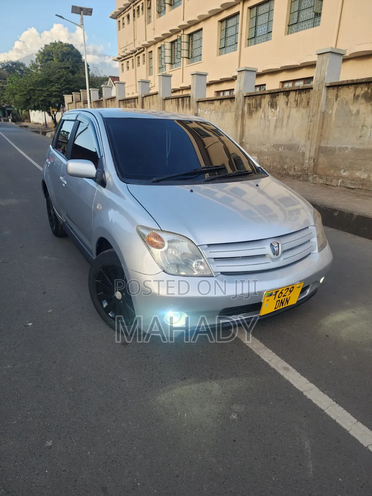 Toyota IST 2005 Silver