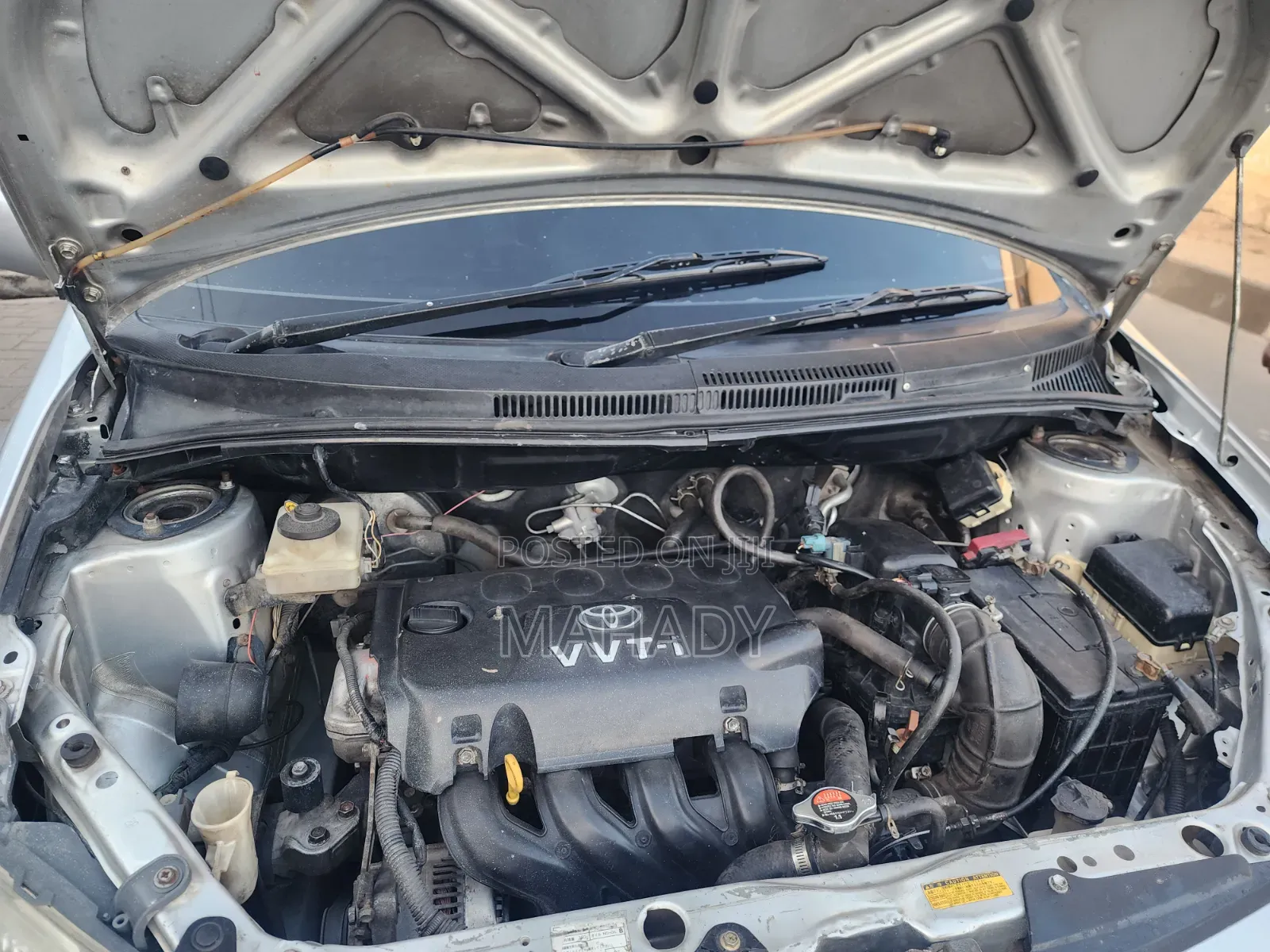 Toyota IST 2005 Silver