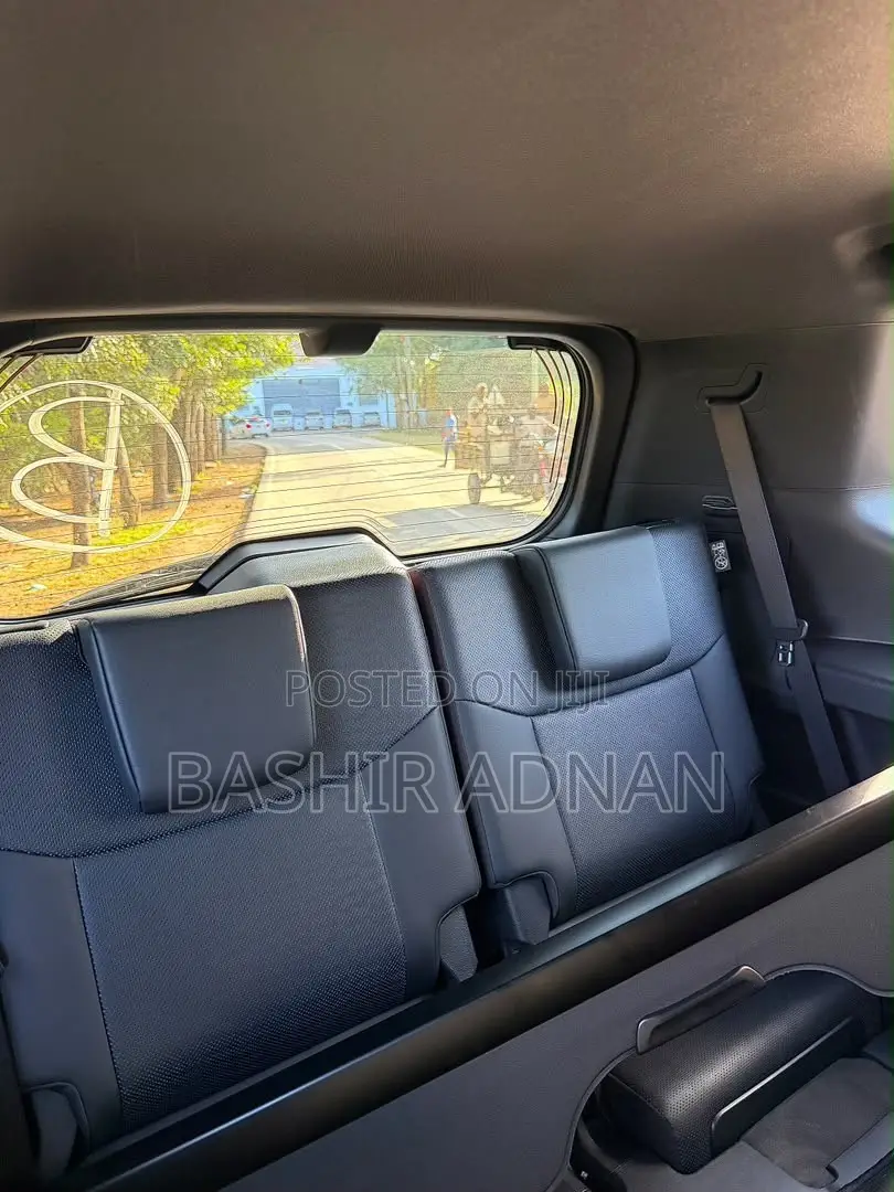 Toyota Land Cruiser LC250 2025 White