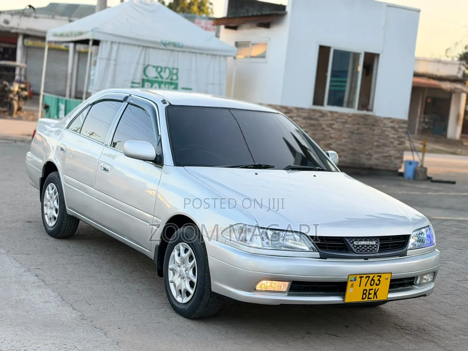 Toyota Carina 2000 Silver