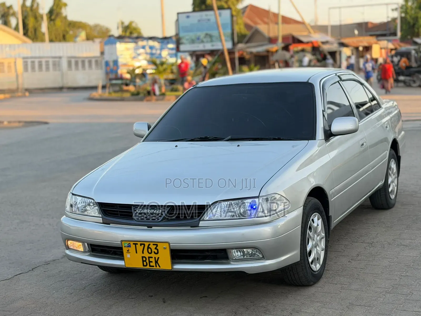 Toyota Carina 2000 Silver