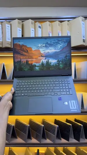 New Laptop HP Omen 16 8GB Intel Core i9 SSD 512GB