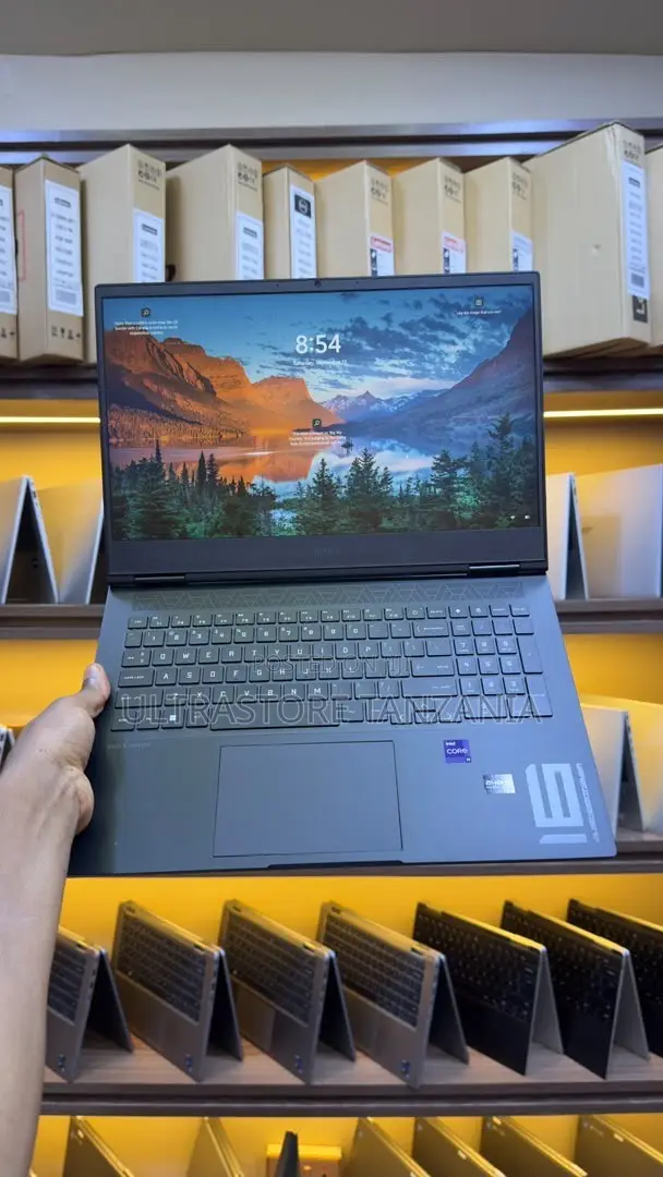New Laptop HP Omen 16 8GB Intel Core i9 SSD 512GB
