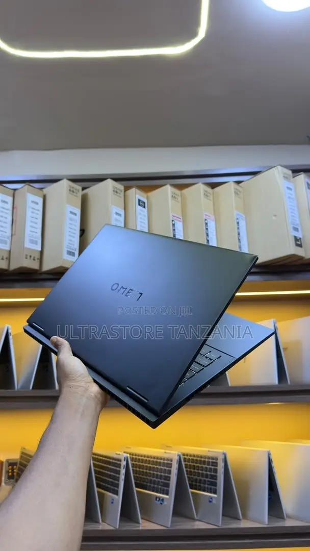 New Laptop HP Omen 16 8GB Intel Core i9 SSD 512GB