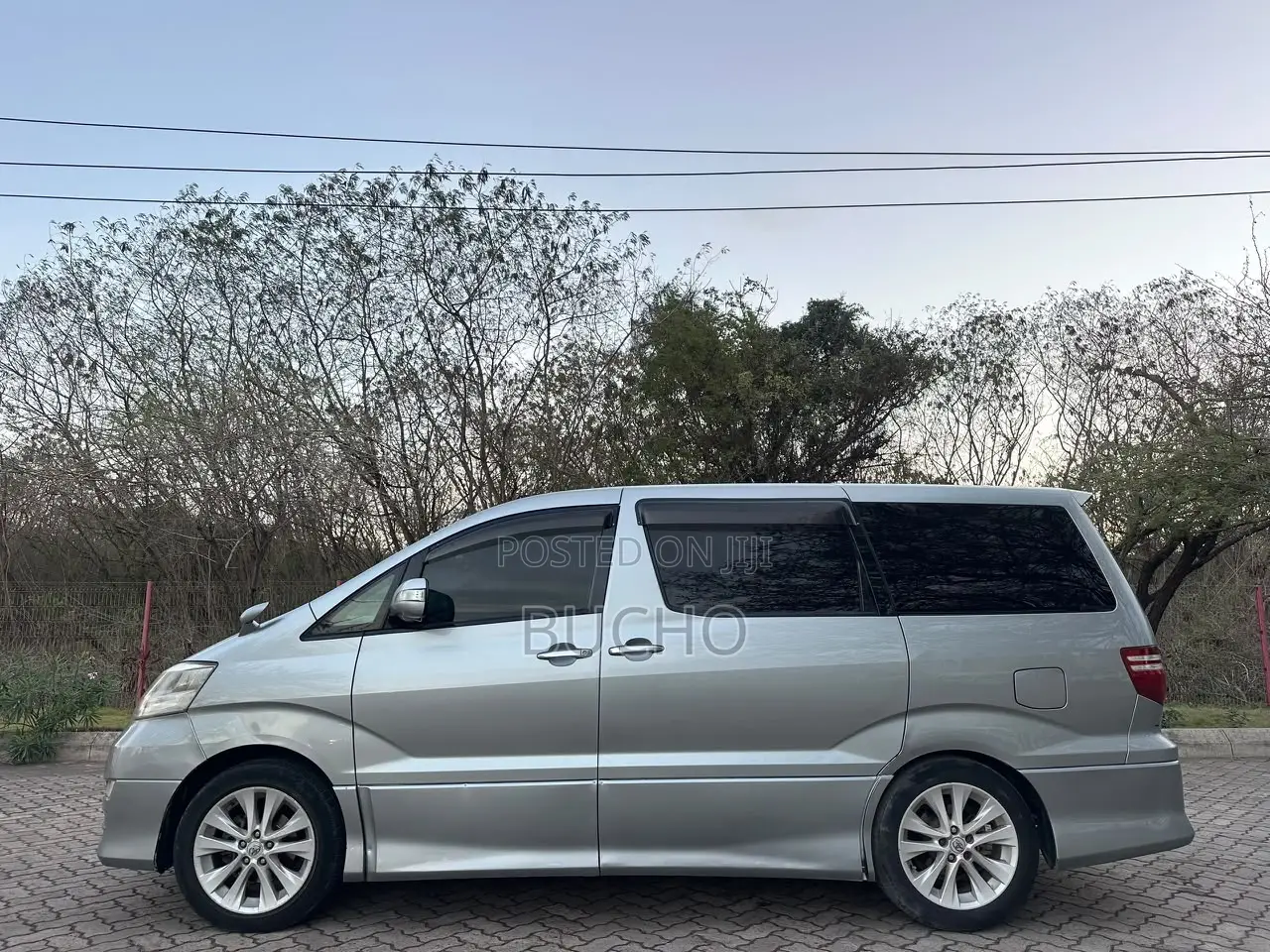 Toyota Alphard 2005 Silver