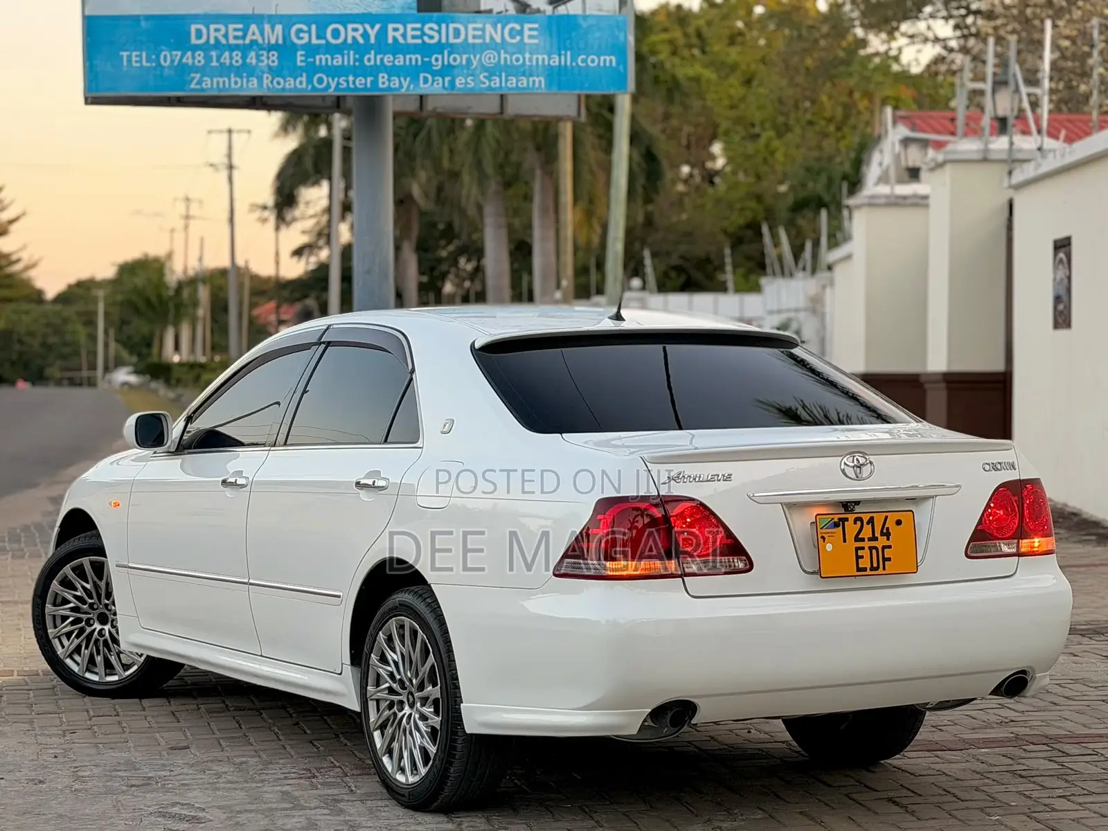 Toyota Crown 2007 White