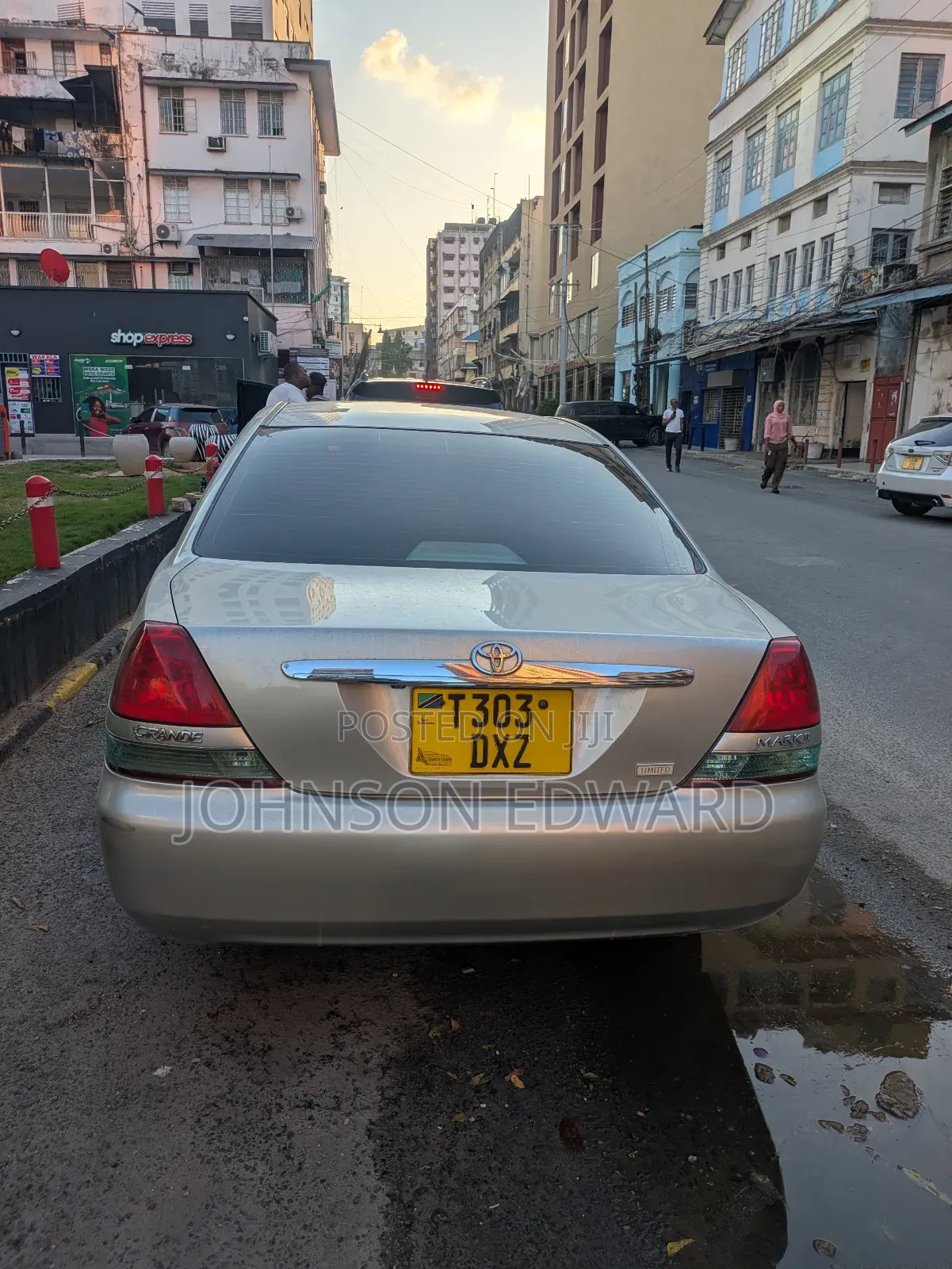 Toyota Mark II 2004 Silver