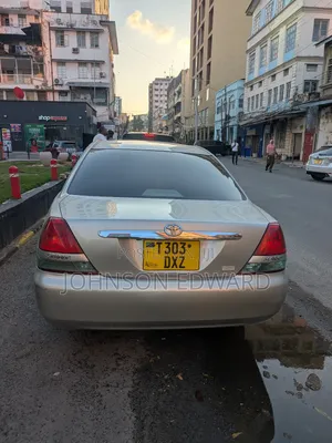 Toyota Mark II 2004 Silver