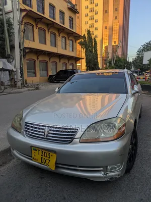 Toyota Mark II 2004 Silver
