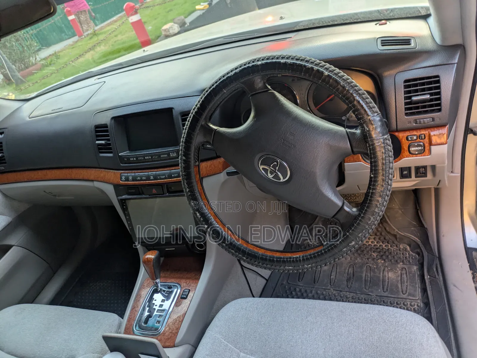 Toyota Mark II 2004 Silver