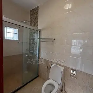Furnished 3bdrm Apartment in Oyster Bay for rent