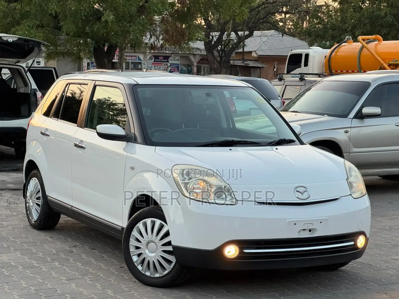 Mazda Verisa 2010 White