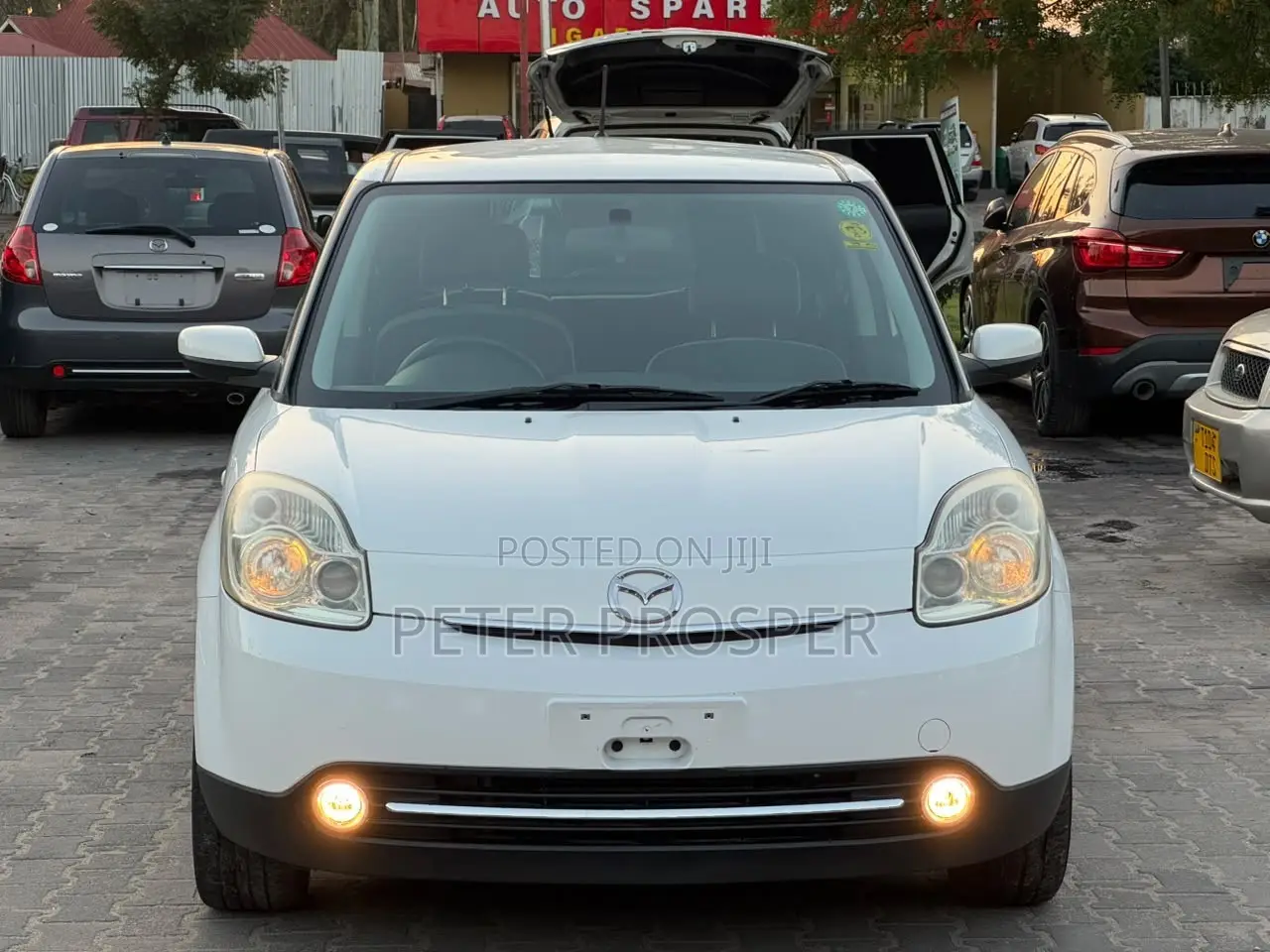 Mazda Verisa 2010 White