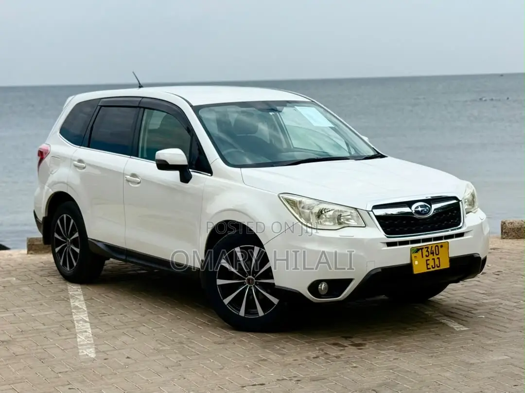 Subaru Forester 2012 White