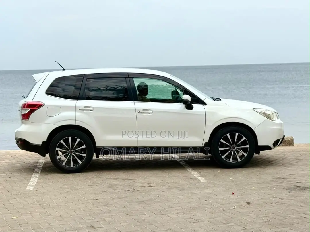 Subaru Forester 2012 White