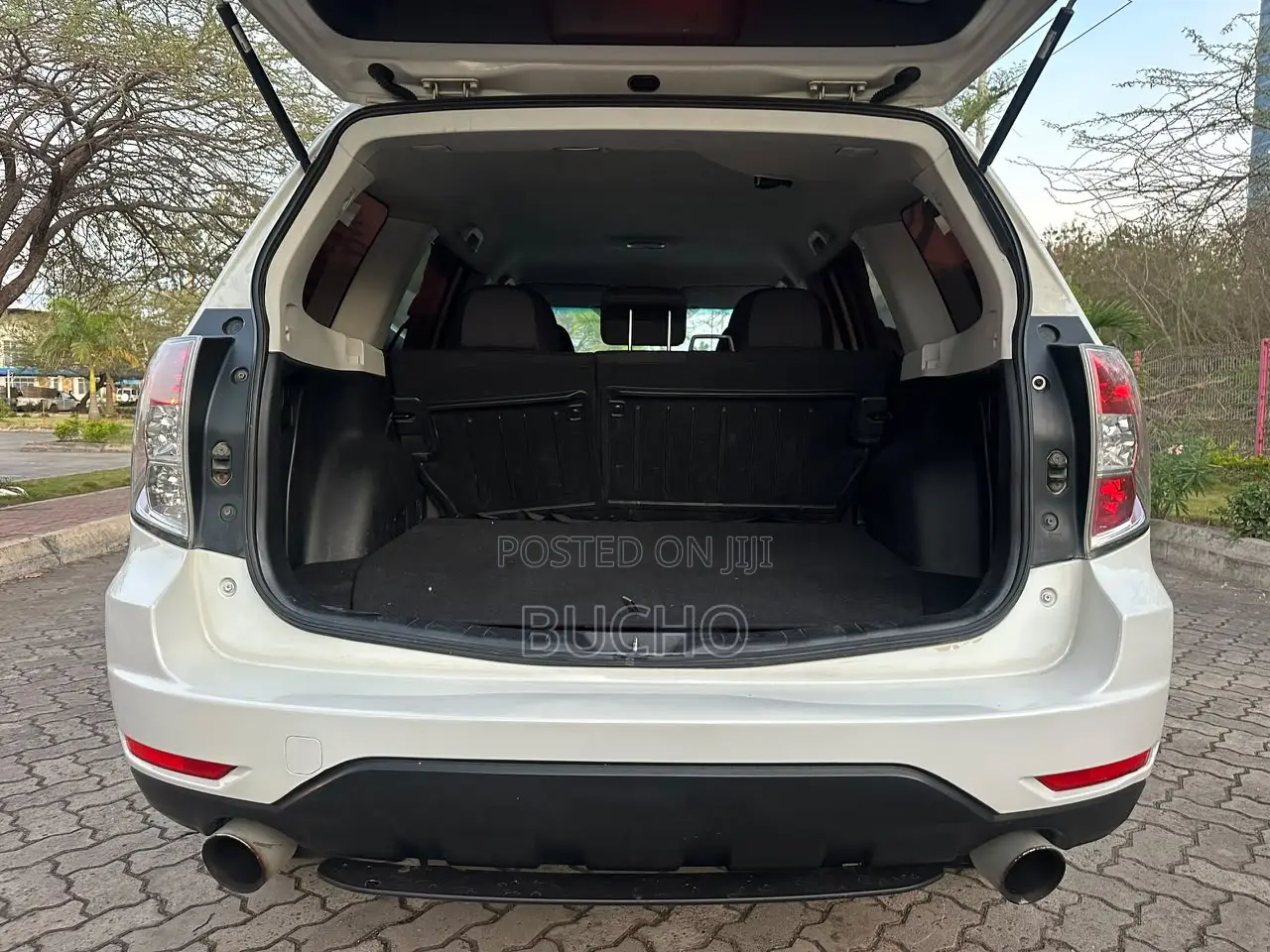 Subaru Forester 2009 White