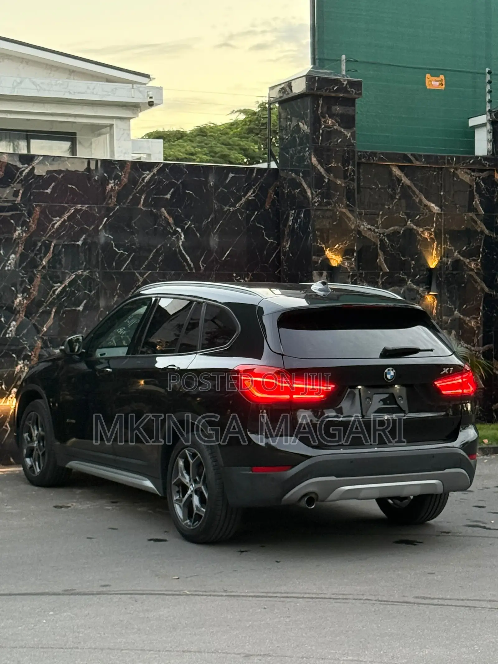 BMW X1 xDrive28i AWD 2016 Black