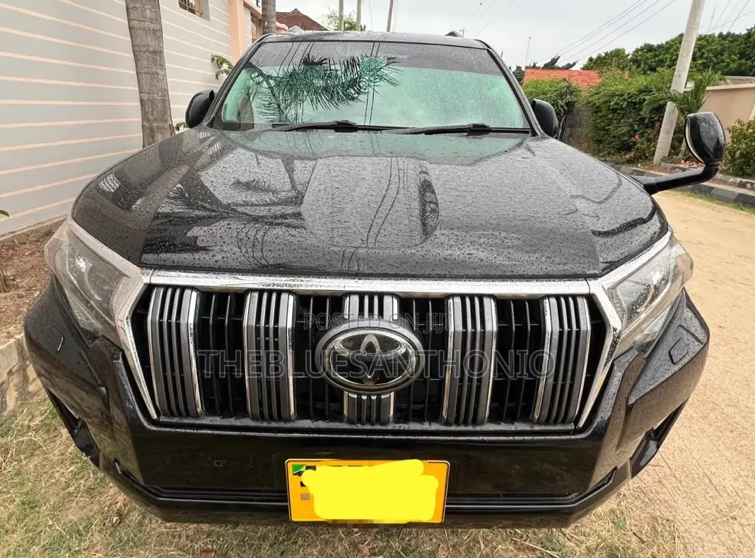 Toyota Land Cruiser Prado 2019 Black