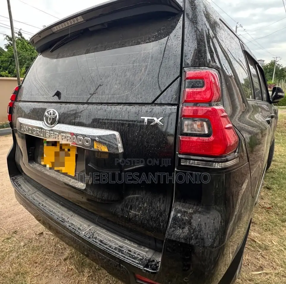 Toyota Land Cruiser Prado 2019 Black