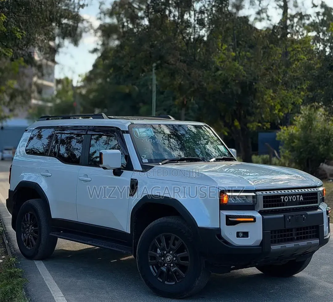 Toyota Land Cruiser Prado 2025 Ivory