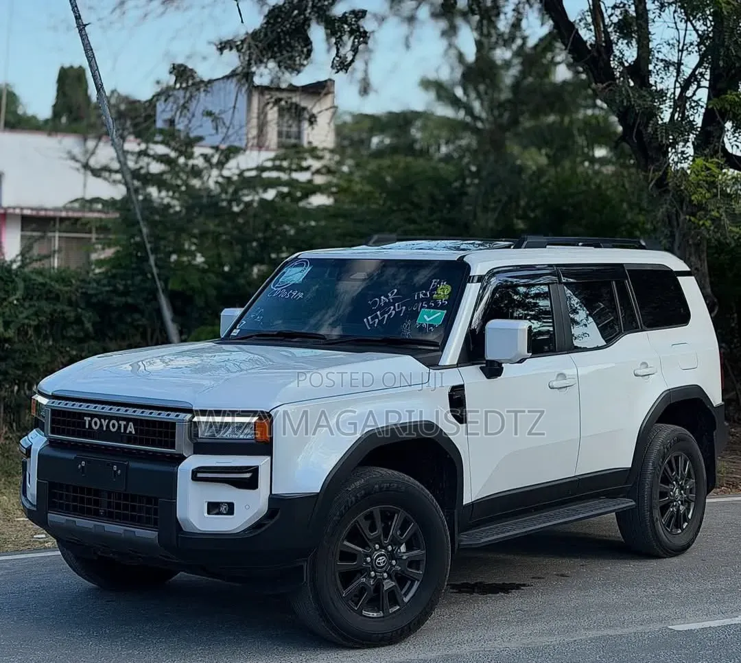 Toyota Land Cruiser Prado 2025 Ivory