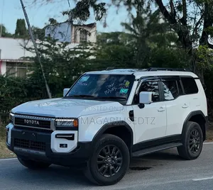 Toyota Land Cruiser Prado 2025 Ivory