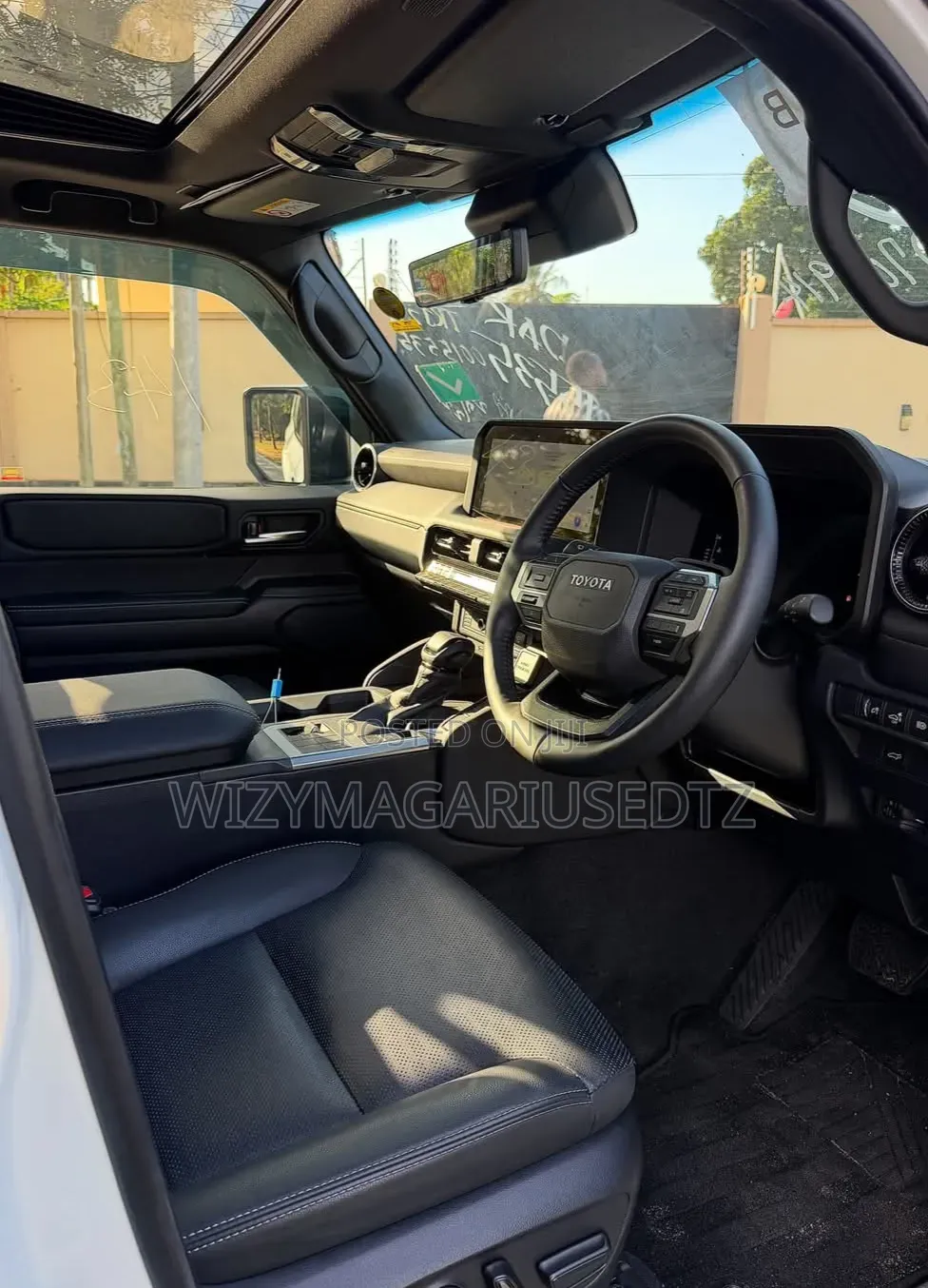 Toyota Land Cruiser Prado 2025 Ivory