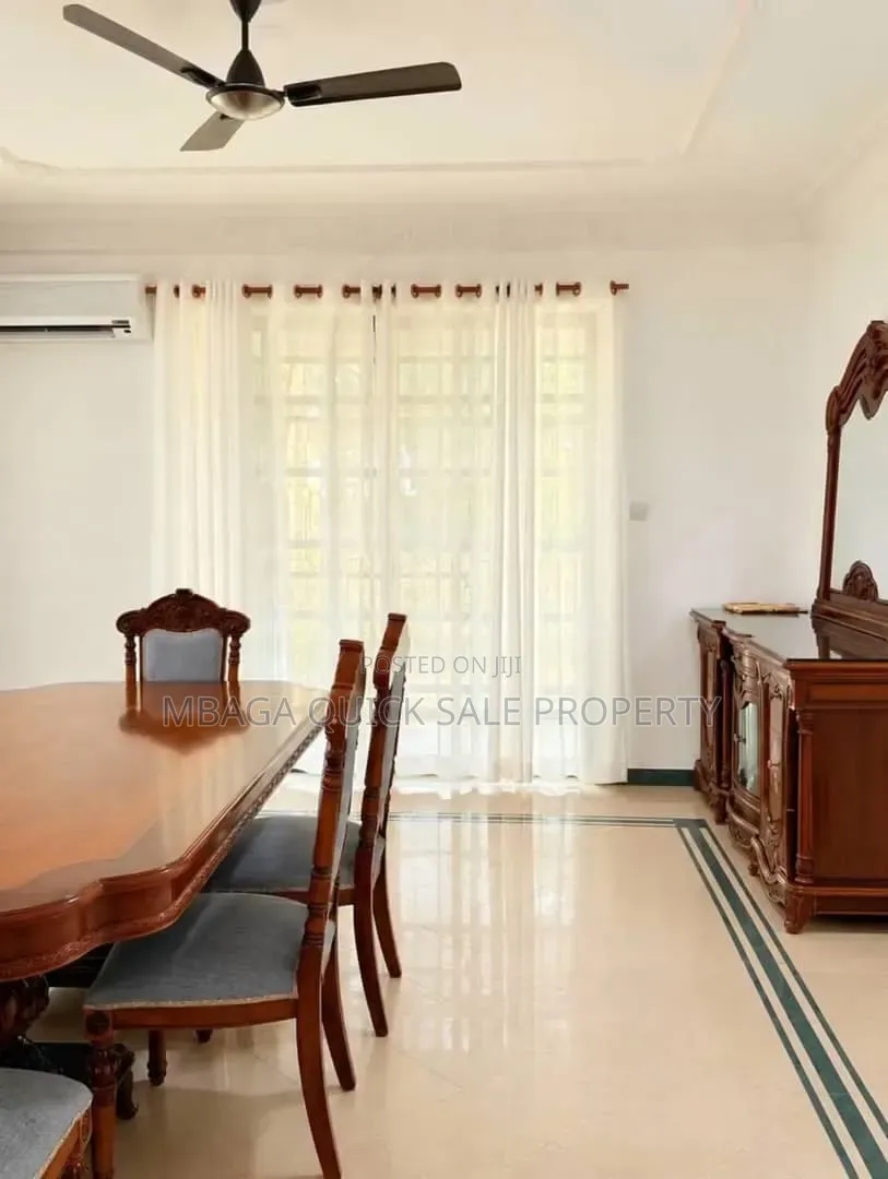 Furnished 3bdrm House in Oyster Bay for rent