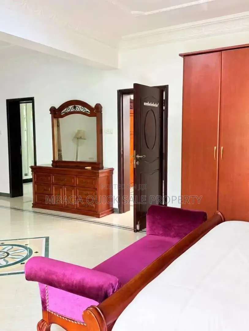 Furnished 3bdrm House in Oyster Bay for rent
