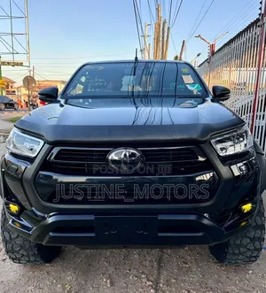 Toyota Hilux 2021 Black