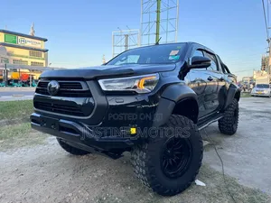 Toyota Hilux 2021 Black