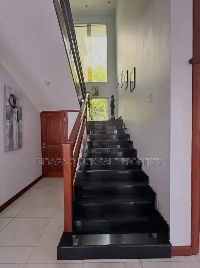 4bdrm House in Mikocheni B, Oyster Bay for sale