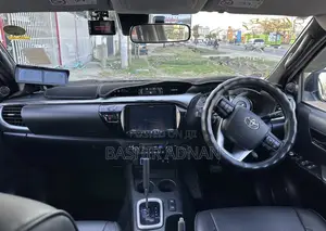 Toyota Hilux 2.4 Diesel 2020 Matt Black