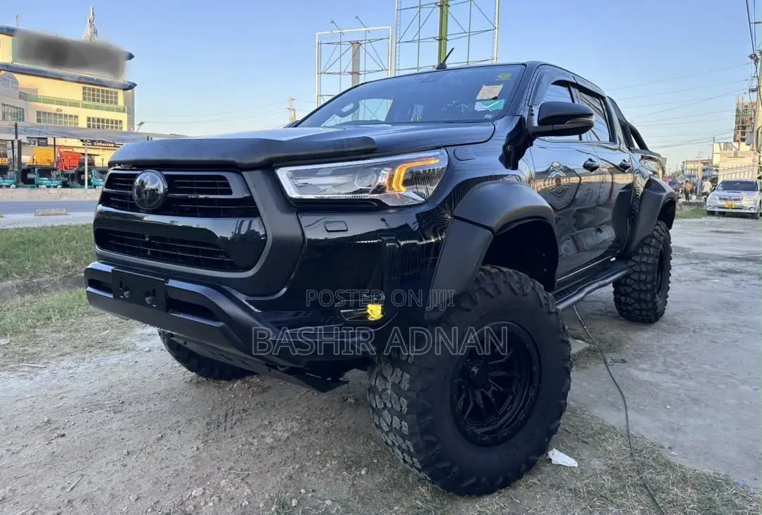 Toyota Hilux 2.4 Diesel 2020 Matt Black