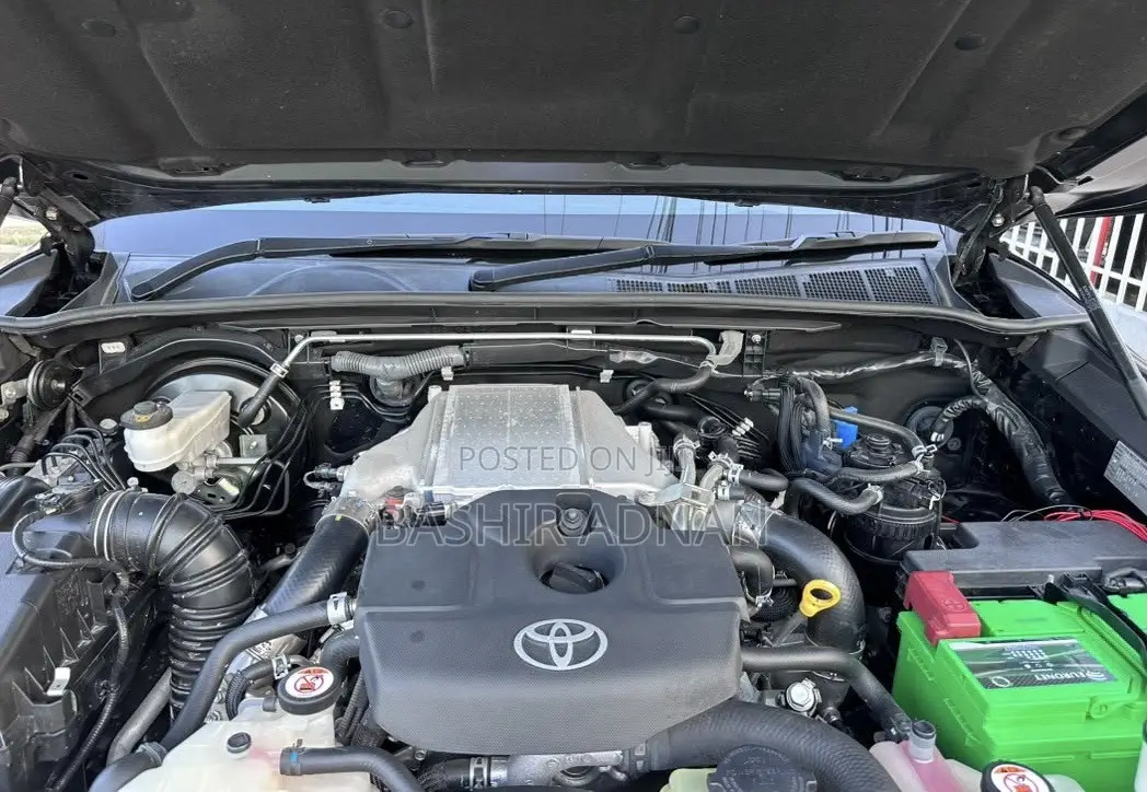 Toyota Hilux 2.4 Diesel 2020 Matt Black