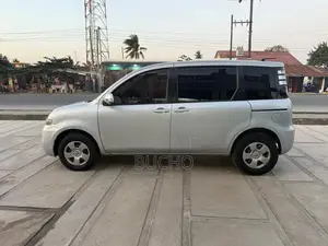 Toyota Sienta 2008 Silver